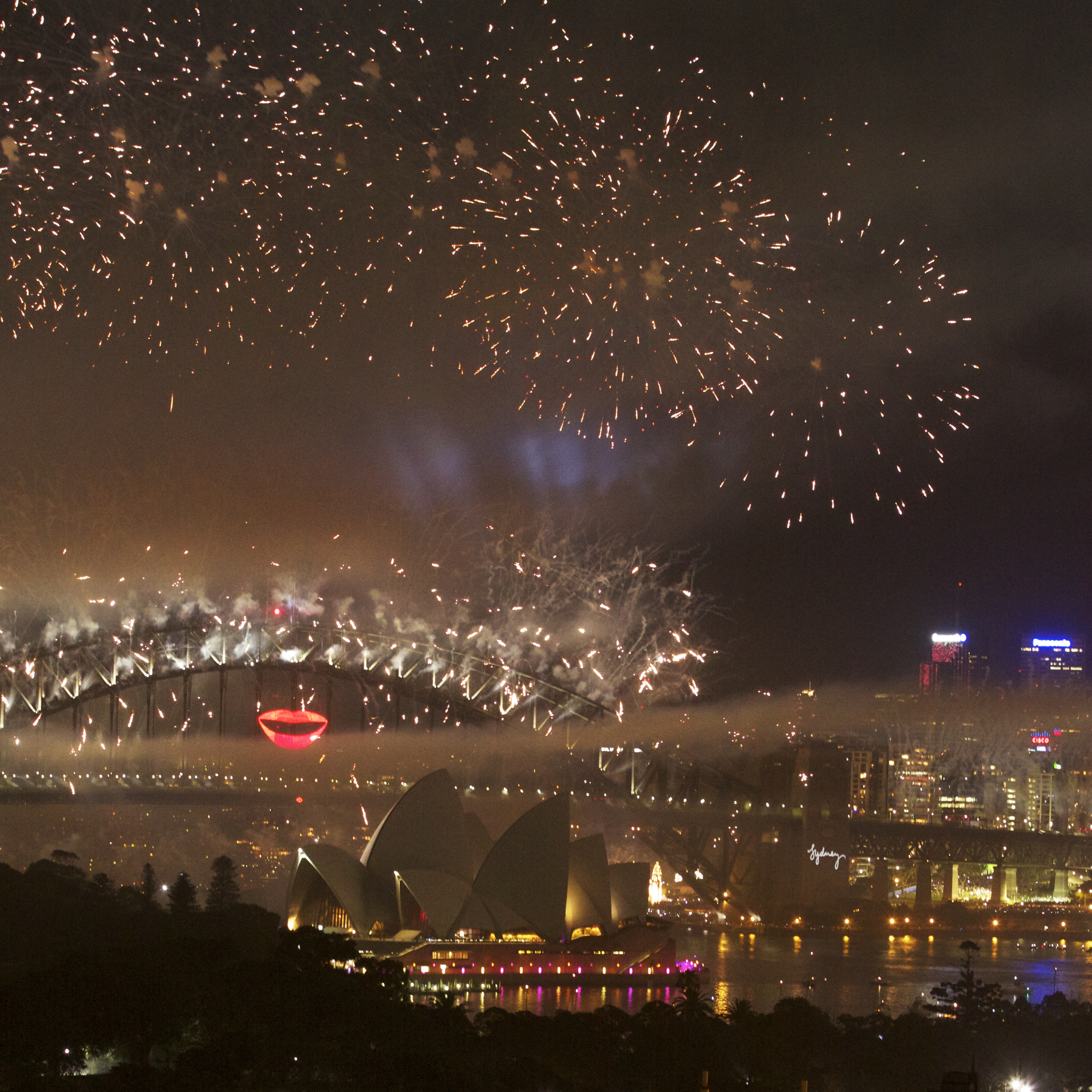 New Years Eve Fireworks over Sydney Harbour