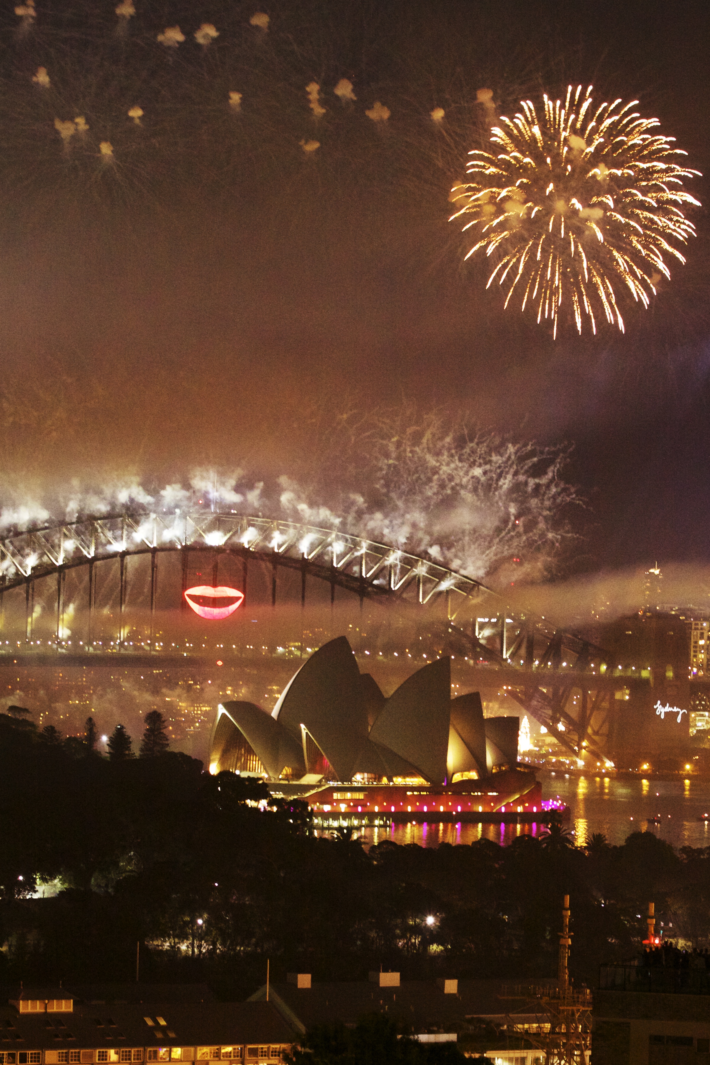 New Years Eve Fireworks over Sydney Harbour